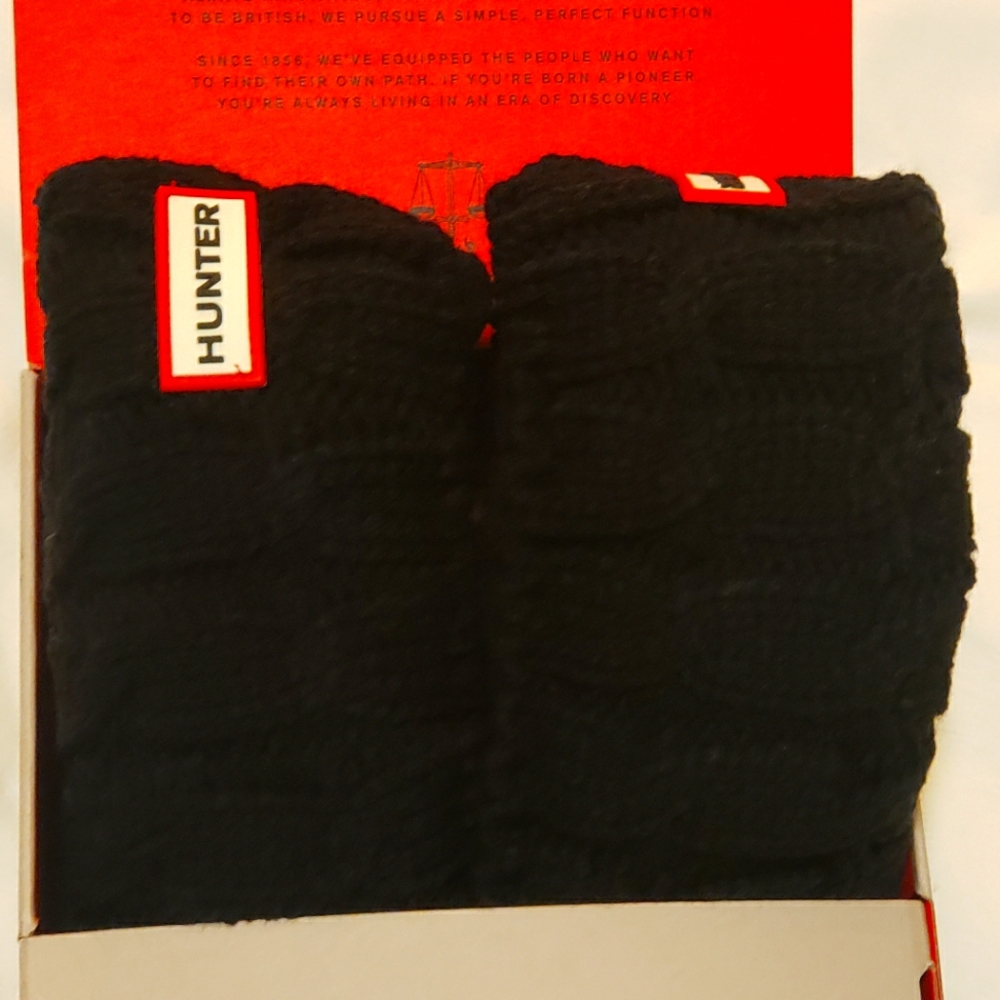 Cable knit black Hunter tall boot socks